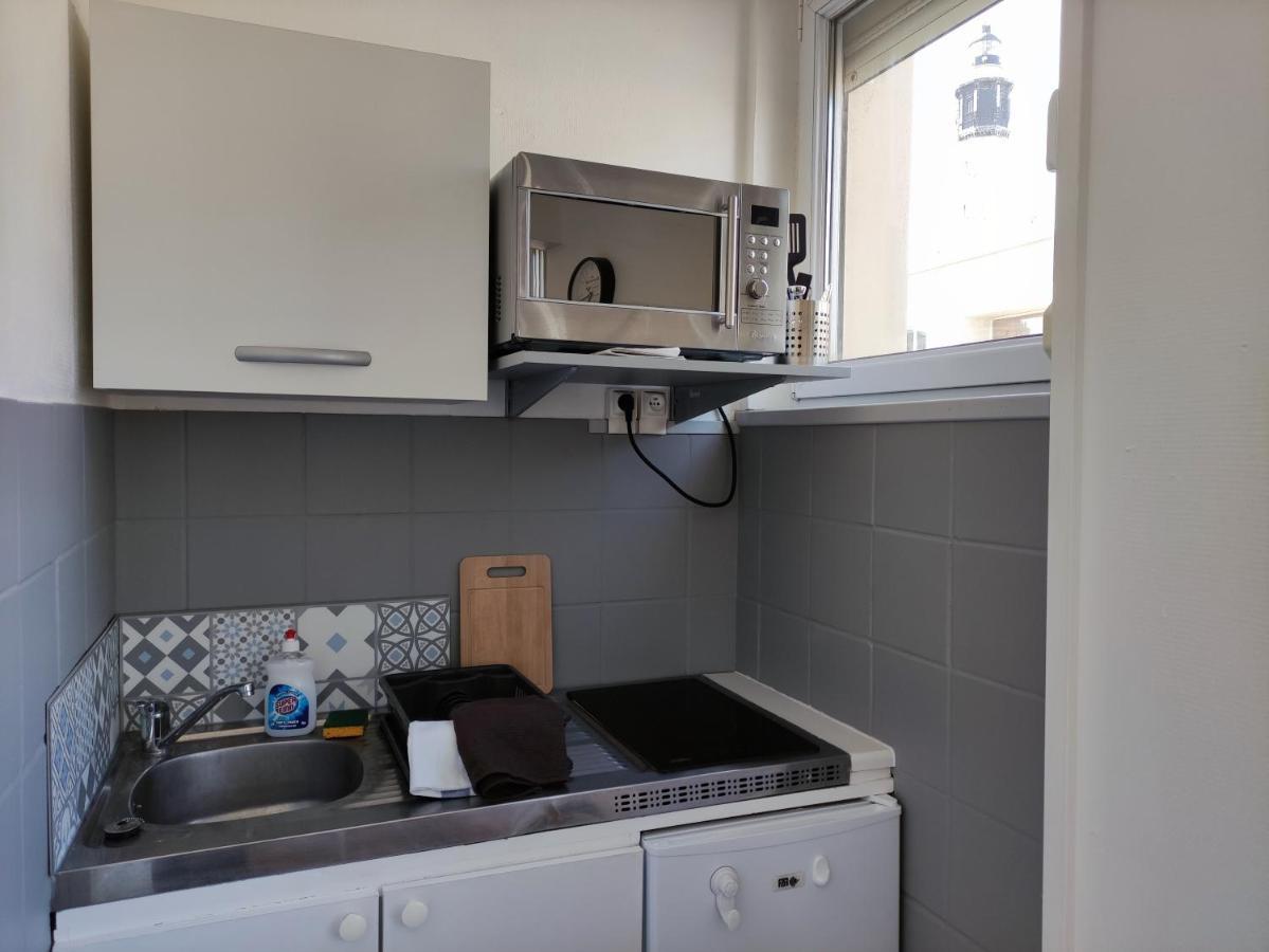 Les Lumieres Du Phare Apartment Calais Exterior photo